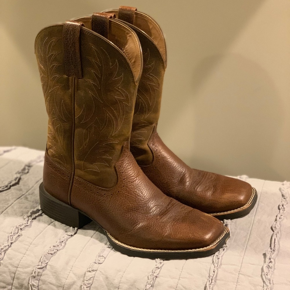 Ariat Sport Wide Square Toe Western Boot size 8D